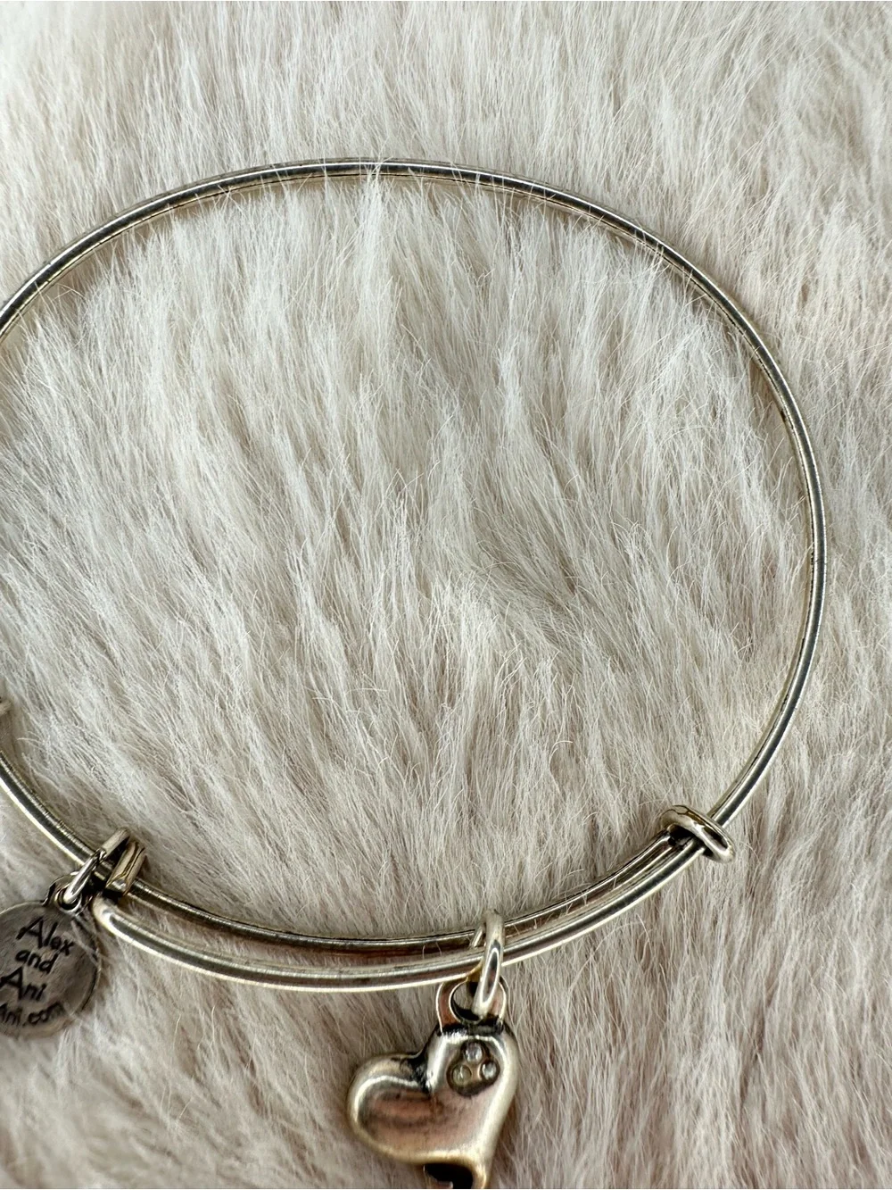 Alex & Ani Silver Heart 3 stud Charm  Bracelet - Picture 14 of 16